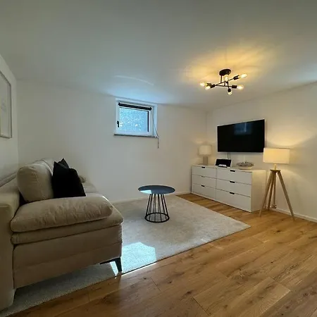 Moderne Am Heuberg In Salzburg Guggenthal