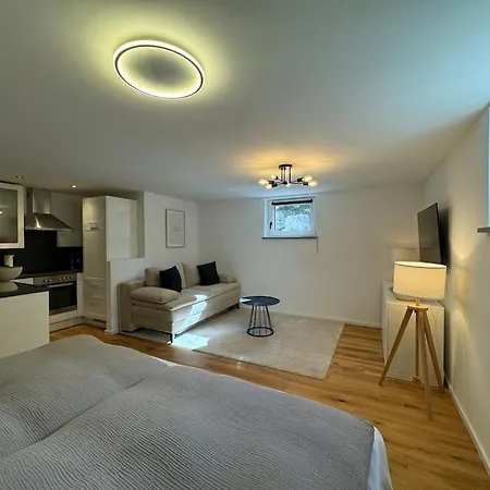 Moderne Am Heuberg In Salzburg Apartment Guggenthal